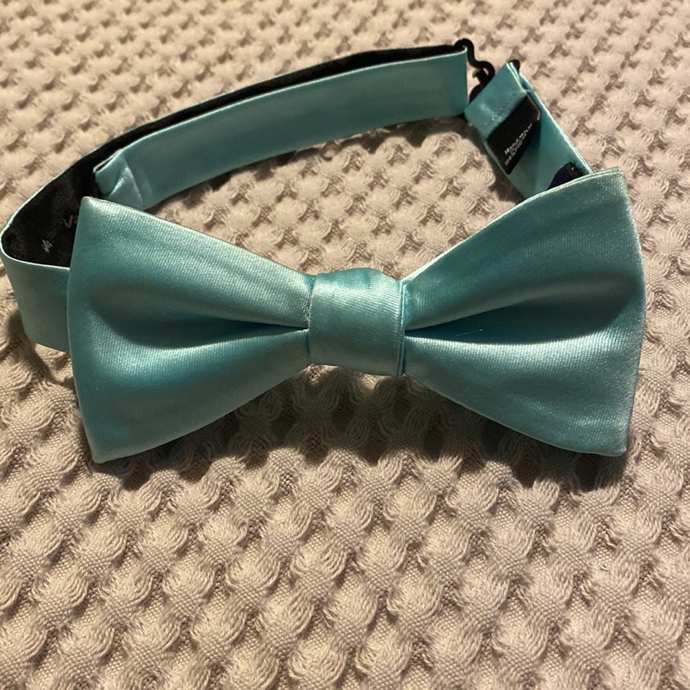Bow Tie